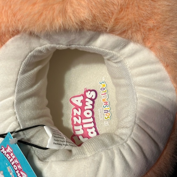 Squashmallows fox slippers NIB size 10-11 - Picture 6 of 6